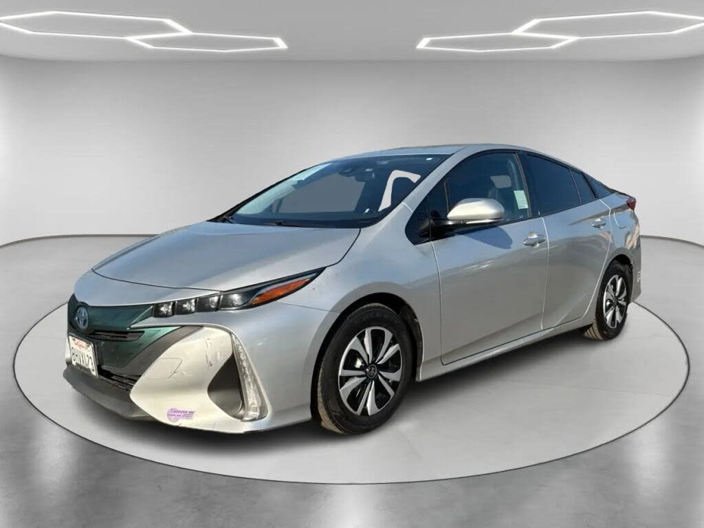 2019 Toyota Prius Prime Plus FWD