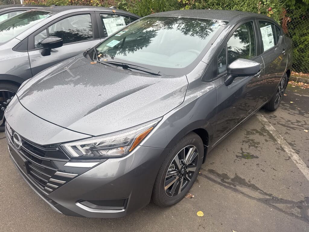 2025 Nissan Versa SV FWD