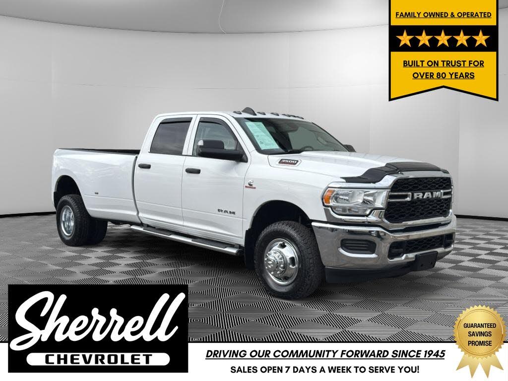 2022 RAM 3500 Tradesman Crew Cab LB DRW 4WD