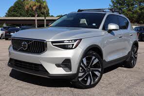Volvo XC40 B5 Ultimate Bright Theme AWD