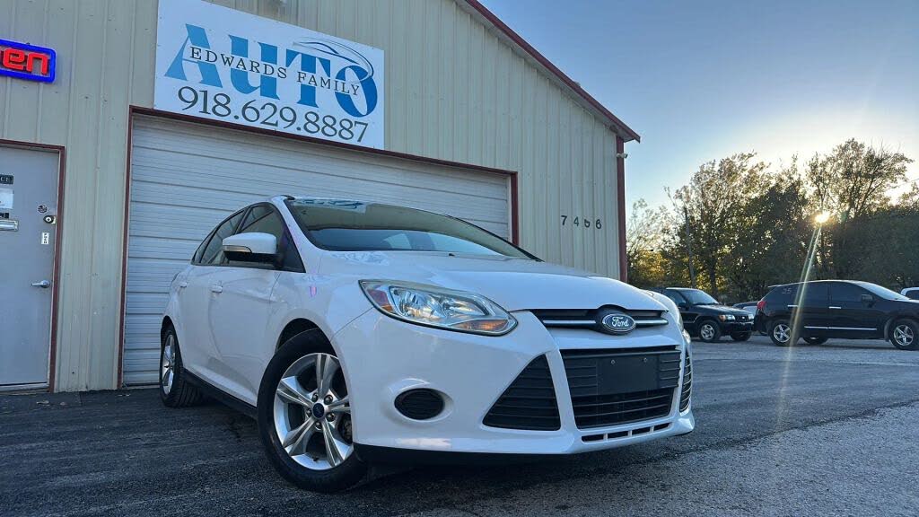 2014 Ford Focus SE Hatchback