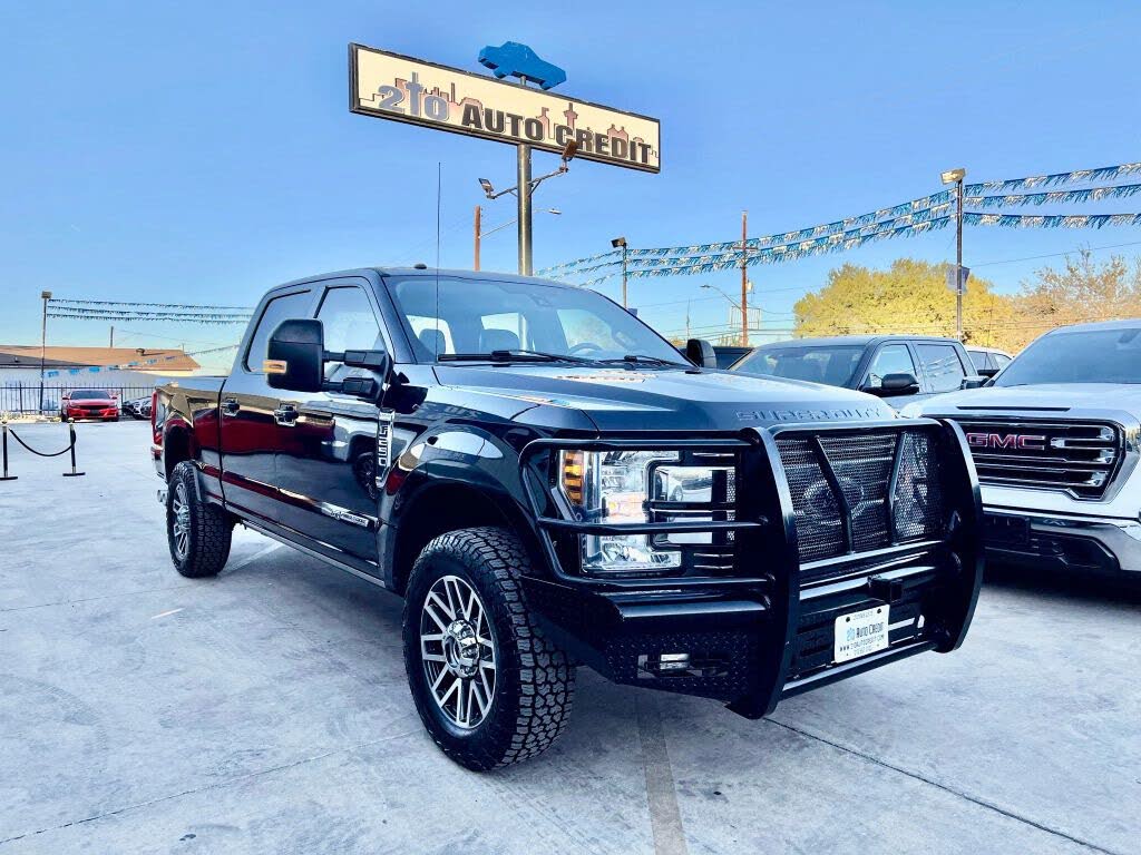 2018 Ford F-250 Super Duty Lariat Crew Cab 4WD