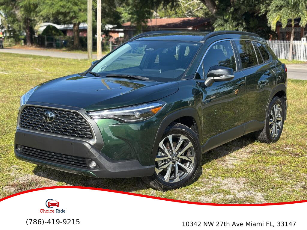 2025 Toyota Corolla Cross XLE FWD