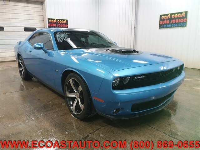 2015 Dodge Challenger R/T Shaker RWD