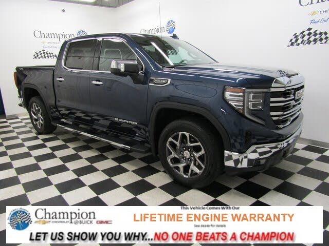 2022 GMC Sierra 1500 SLT Crew Cab 4WD