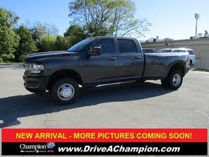 RAM 3500 Tradesman Crew Cab LB DRW 4WD