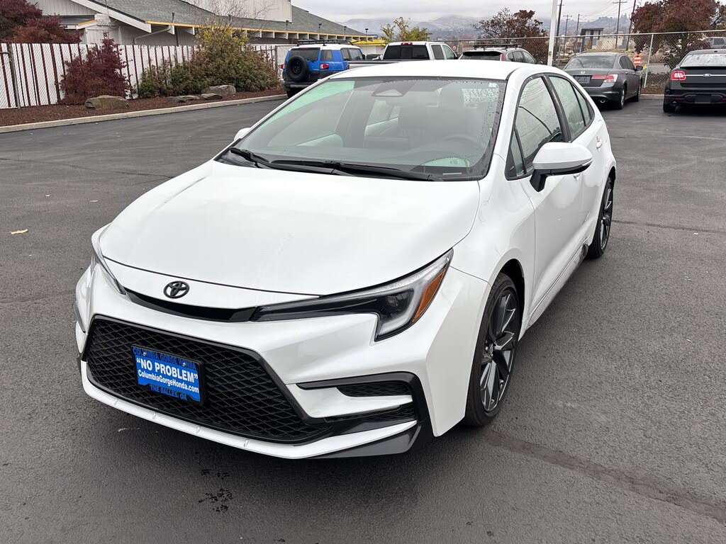 2025 Toyota Corolla SE FWD