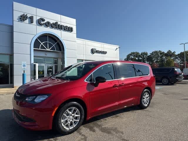 2026 Chrysler Voyager LX FWD