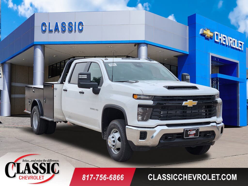 2025 Chevrolet Silverado 3500HD Chassis Work Truck Crew Cab 4WD