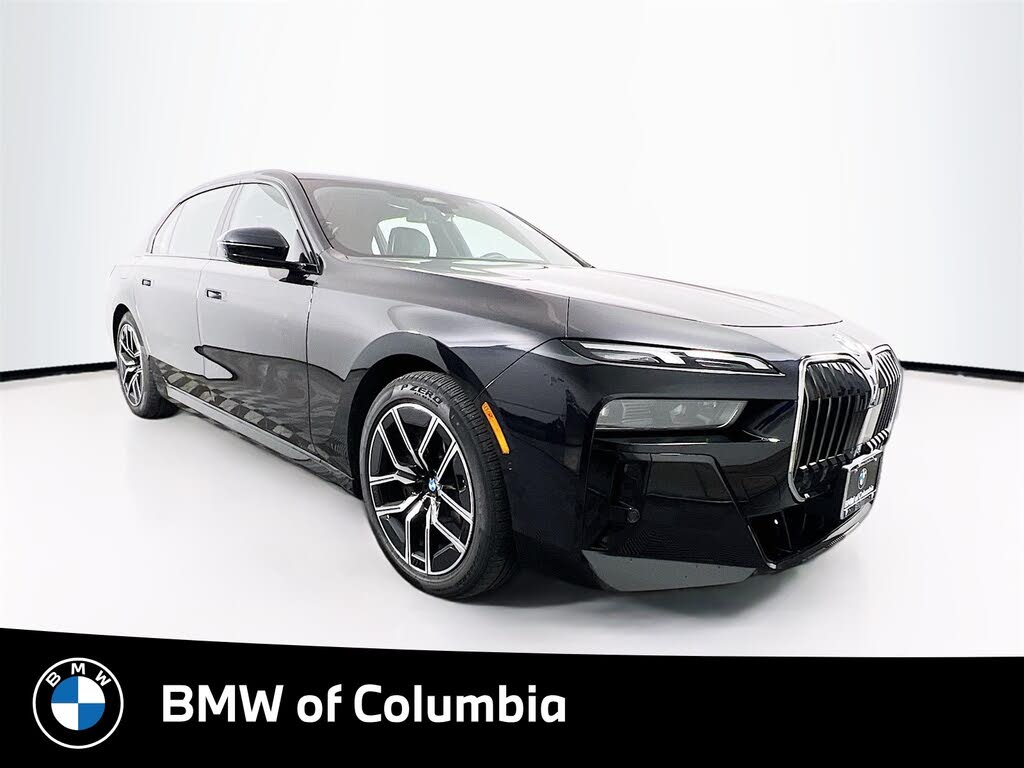 2025 BMW 7 Series 740i xDrive