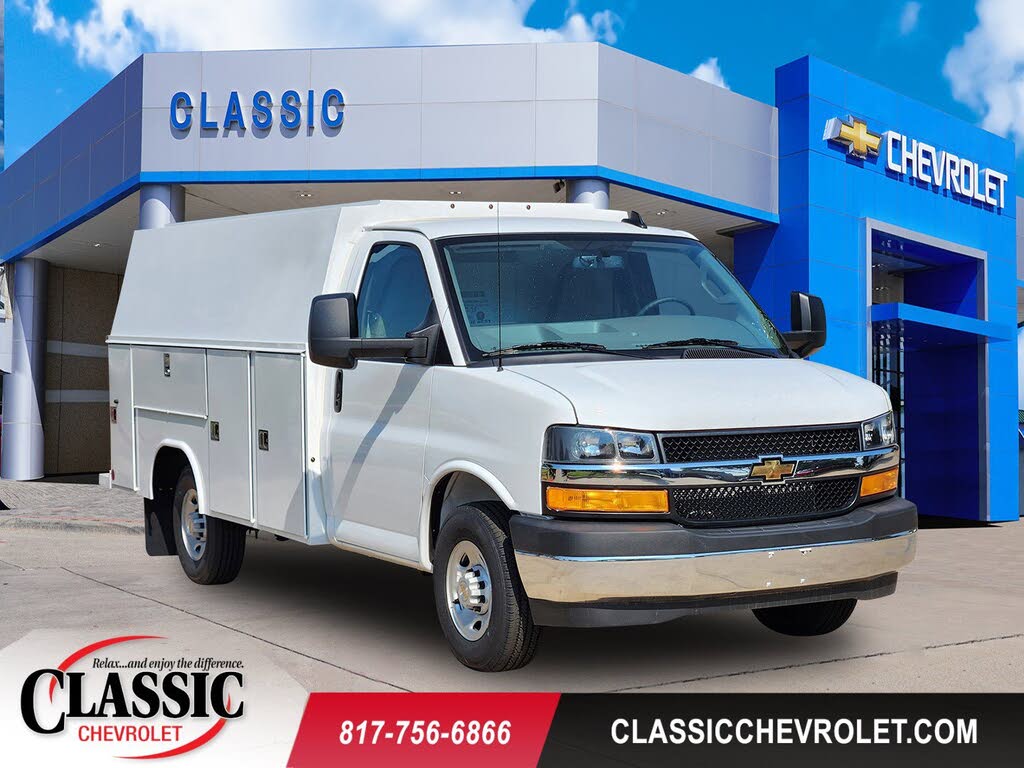 2025 Chevrolet Express Chassis 3500 Cutaway 139