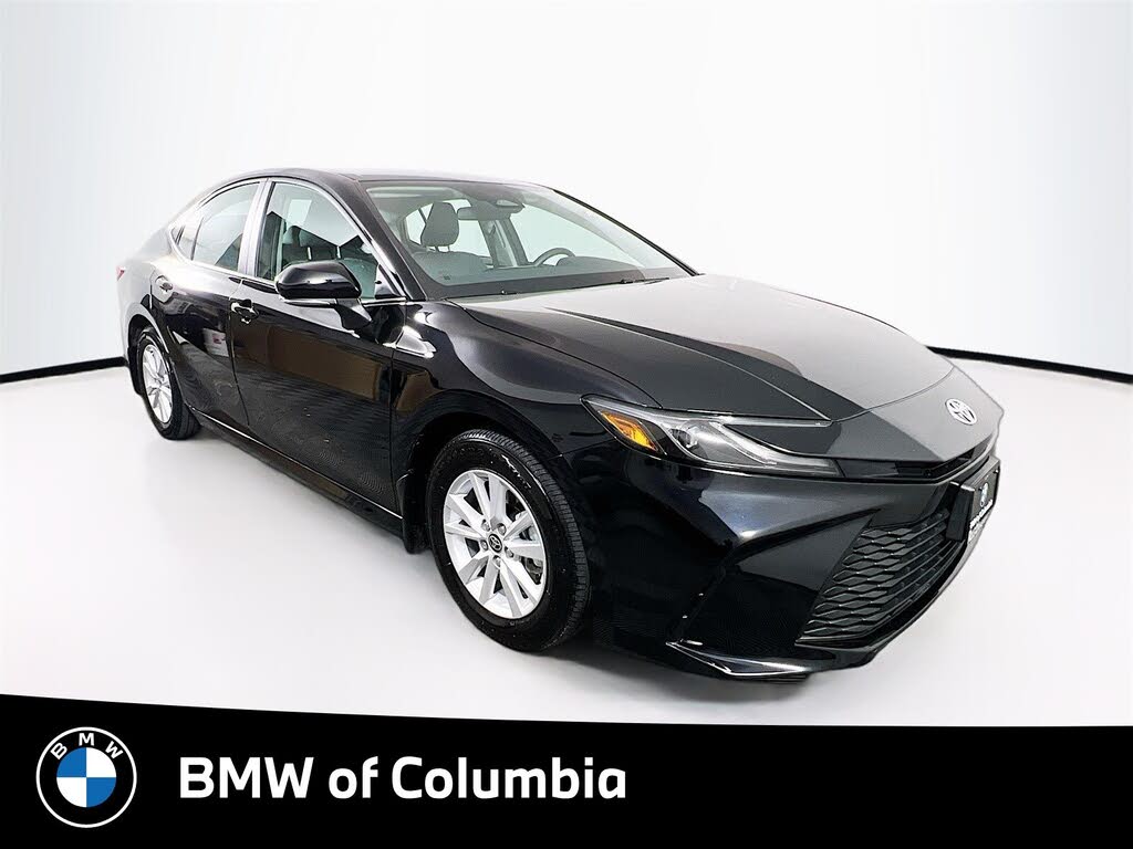 2025 Toyota Camry LE FWD