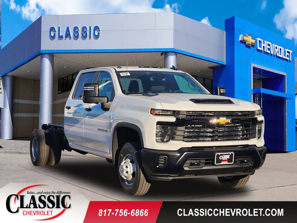 2026 Chevrolet Silverado 3500HD Chassis Work Truck Crew Cab 4WD