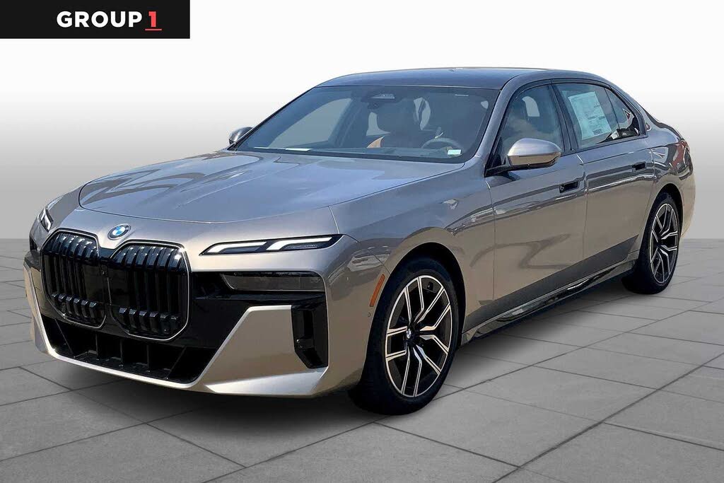 2026 BMW 7 Series 740i RWD