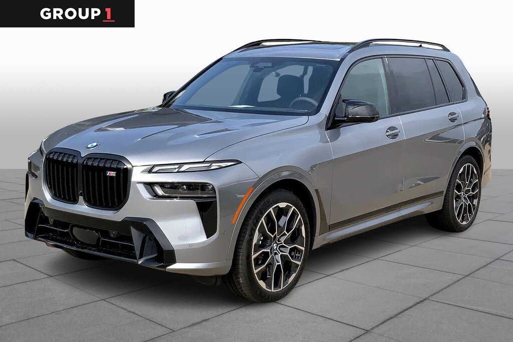 2026 BMW X7 M60i AWD