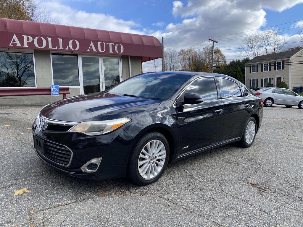 2013 Toyota Avalon Hybrid XLE Premium FWD