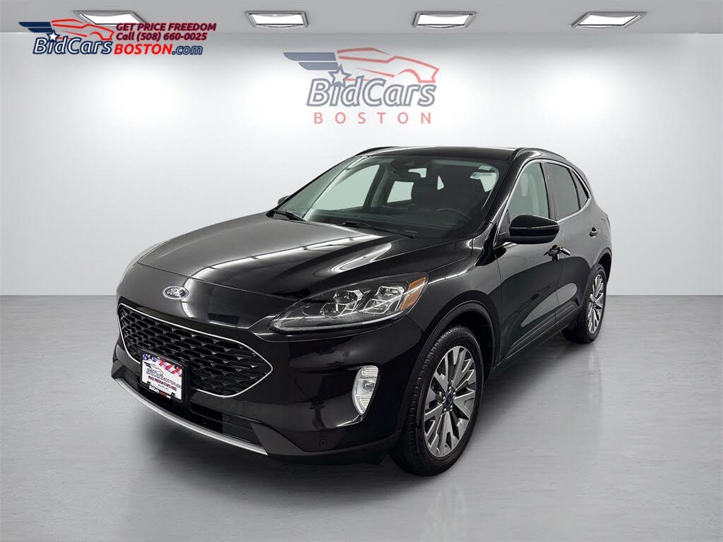 2022 Ford Escape Titanium AWD