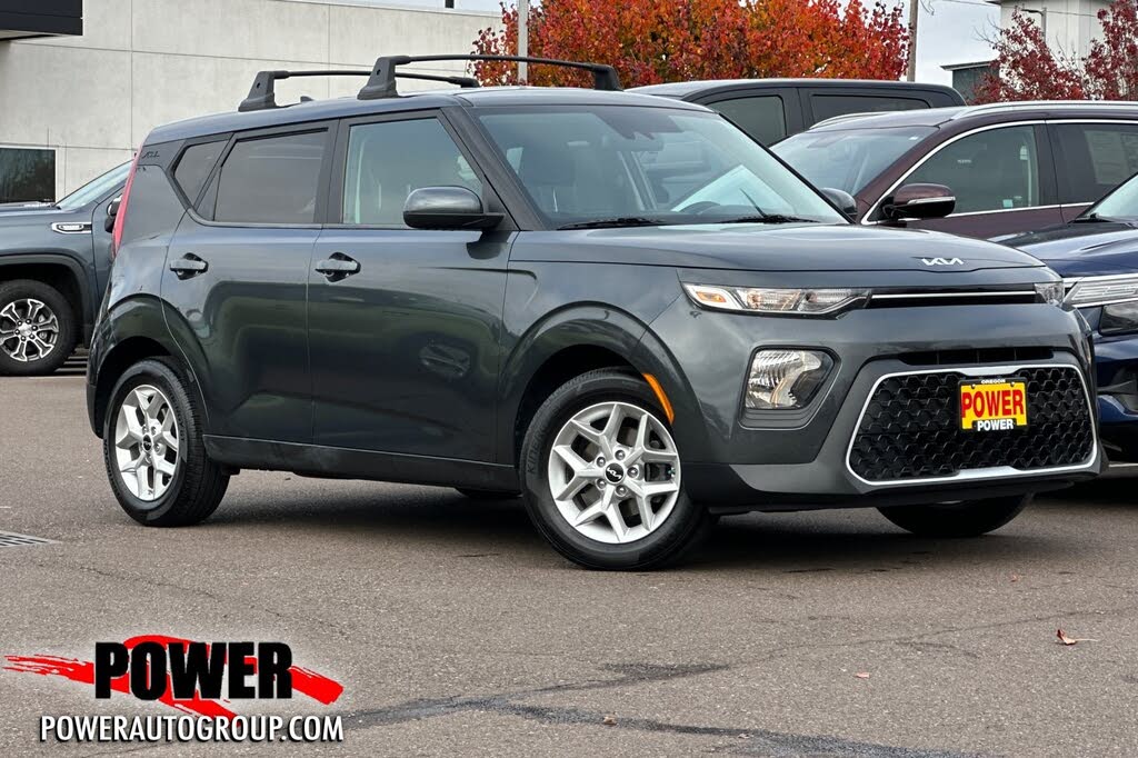 2022 Kia Soul LX FWD