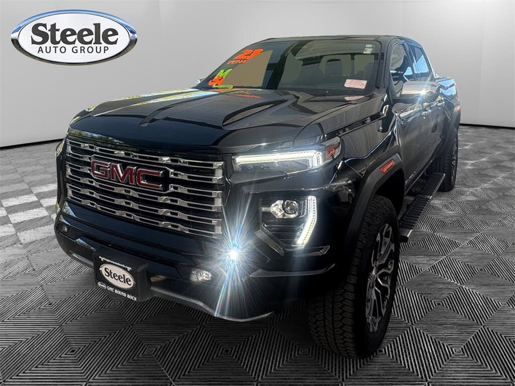 2023 GMC Canyon Denali Crew Cab 4WD
