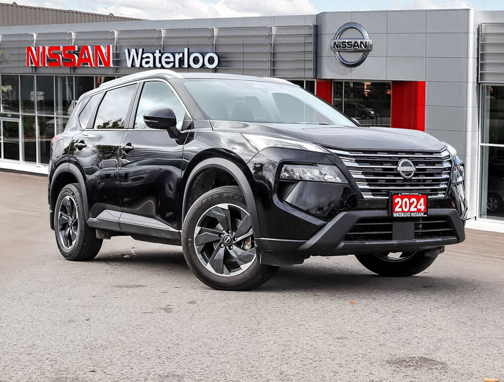 Nissan Rogue SV Moonroof AWD 2024