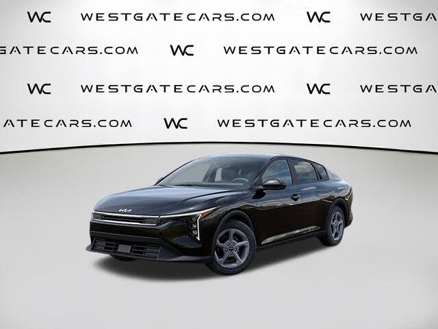 2025 Kia K4 LXS FWD