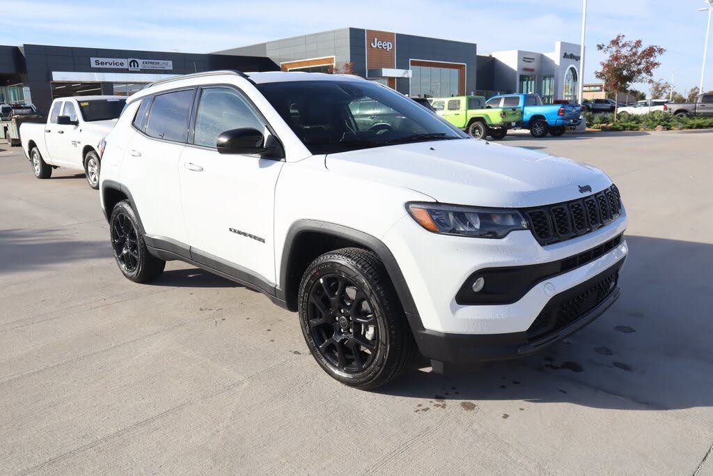 2026 Jeep Compass Latitude 4WD