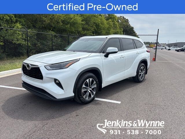 2022 Toyota Highlander XLE AWD