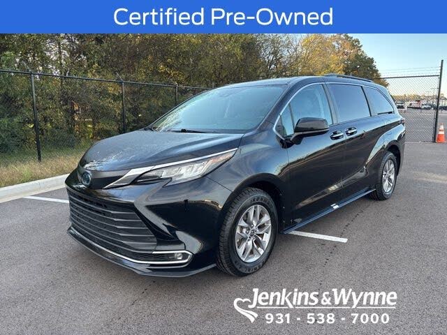 2023 Toyota Sienna XLE 7-Passenger FWD
