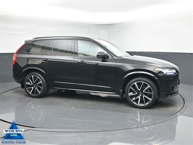 2023 Volvo XC90 Recharge T8 Plus Dark Theme eAWD