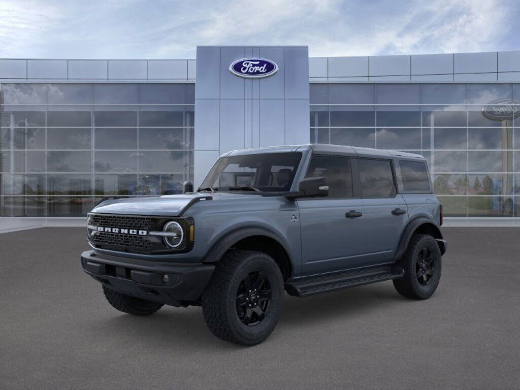 2025 Ford Bronco Outer Banks 4-Door 4WD