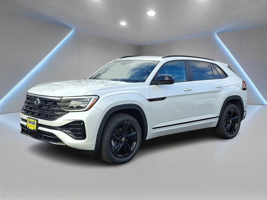 2026 Volkswagen Atlas Cross Sport SEL R-Line Black 4Motion