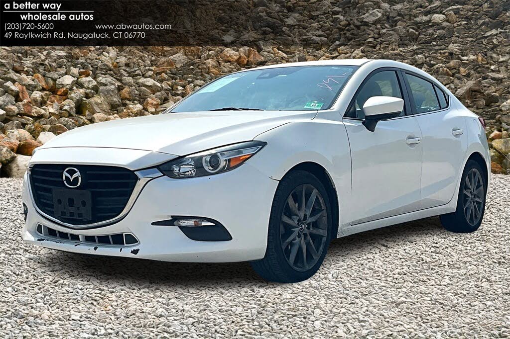 2018 Mazda MAZDA3 Touring