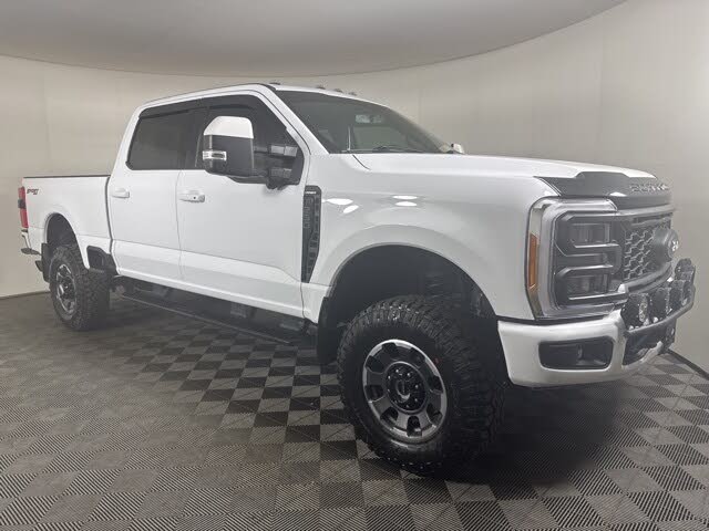 2023 Ford F-250 Super Duty Lariat Crew Cab 4WD