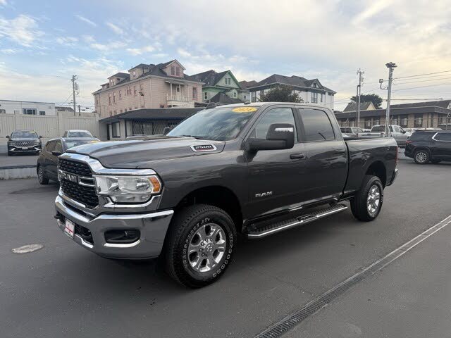2024 RAM 2500 Big Horn Crew Cab 4WD
