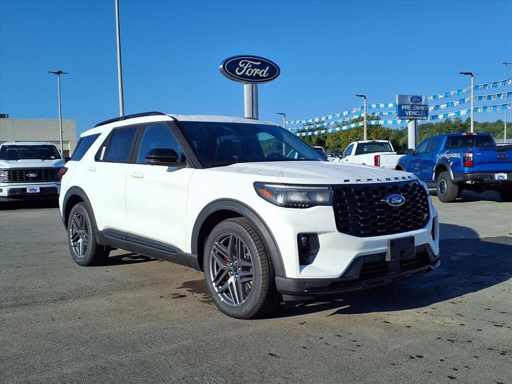 2025 Ford Explorer ST AWD