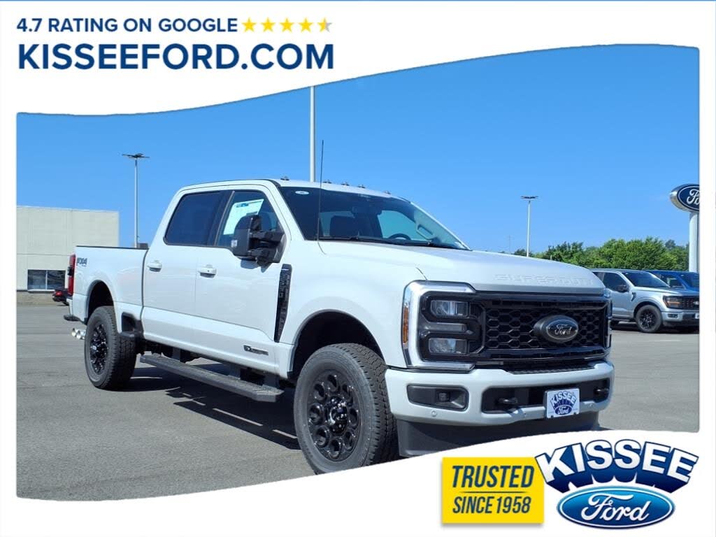 2025 Ford F-350 Super Duty Lariat Crew Cab 4WD