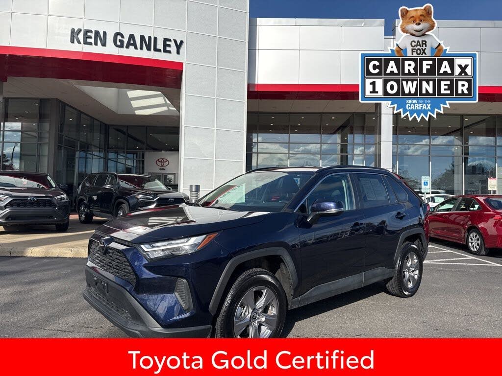 2025 Toyota RAV4 XLE FWD