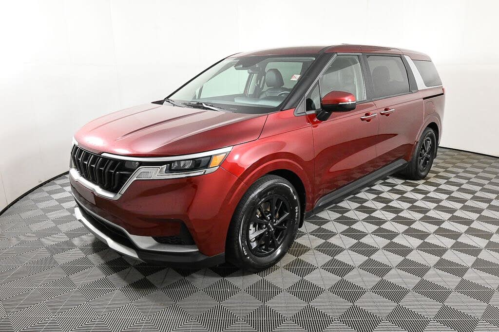 2024 Kia Carnival LX FWD