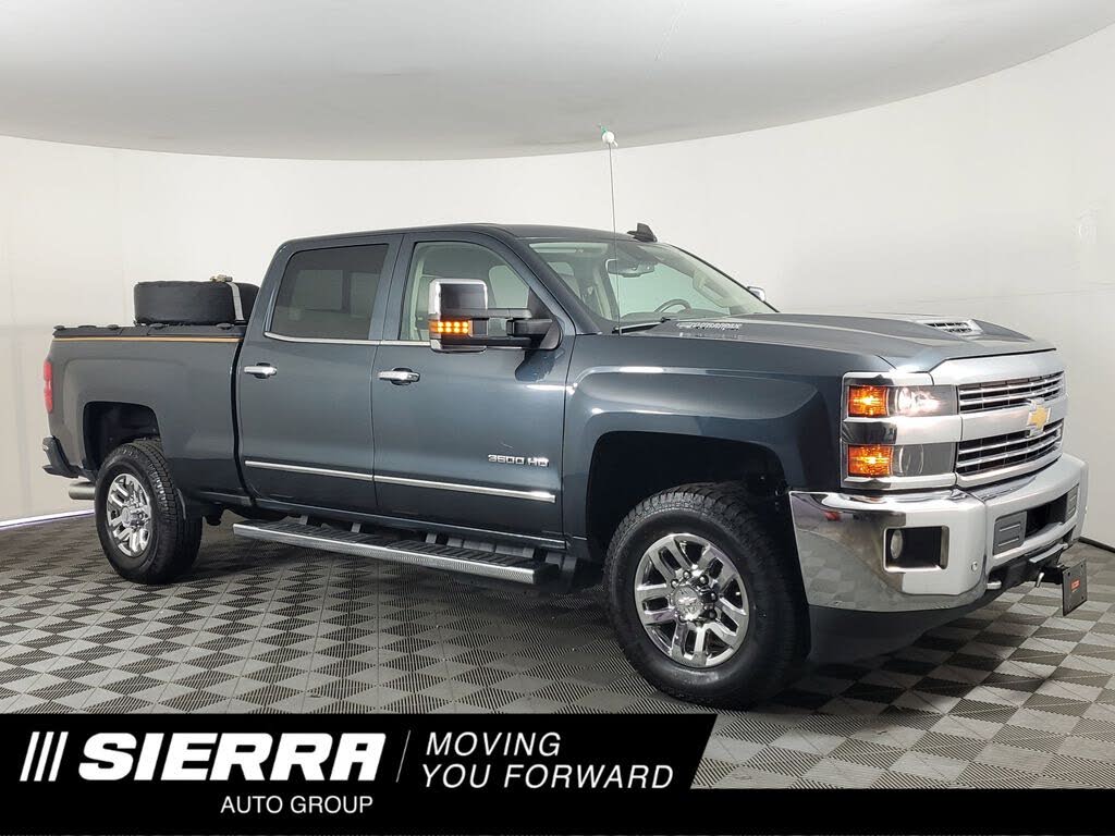 2017 Chevrolet Silverado 3500HD LTZ Crew Cab RWD