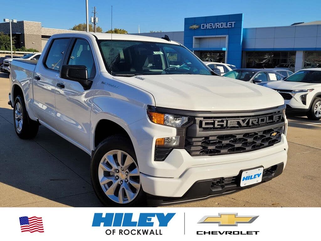 2026 Chevrolet Silverado 1500 Custom Crew Cab RWD