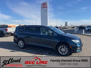 Chrysler Pacifica Touring L AWD