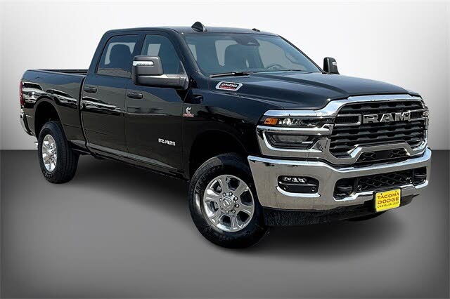 2025 RAM 2500 Big Horn Crew Cab 4WD