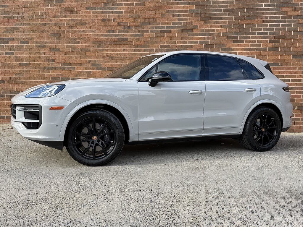 2026 Porsche Cayenne AWD