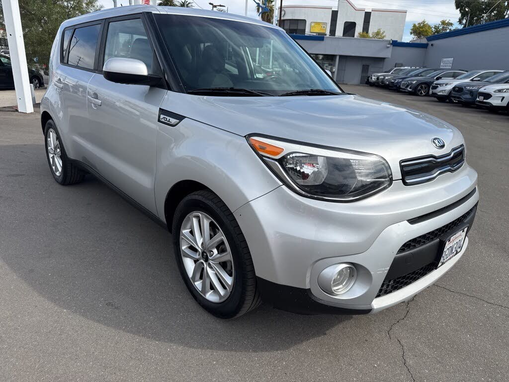 2019 Kia Soul + FWD