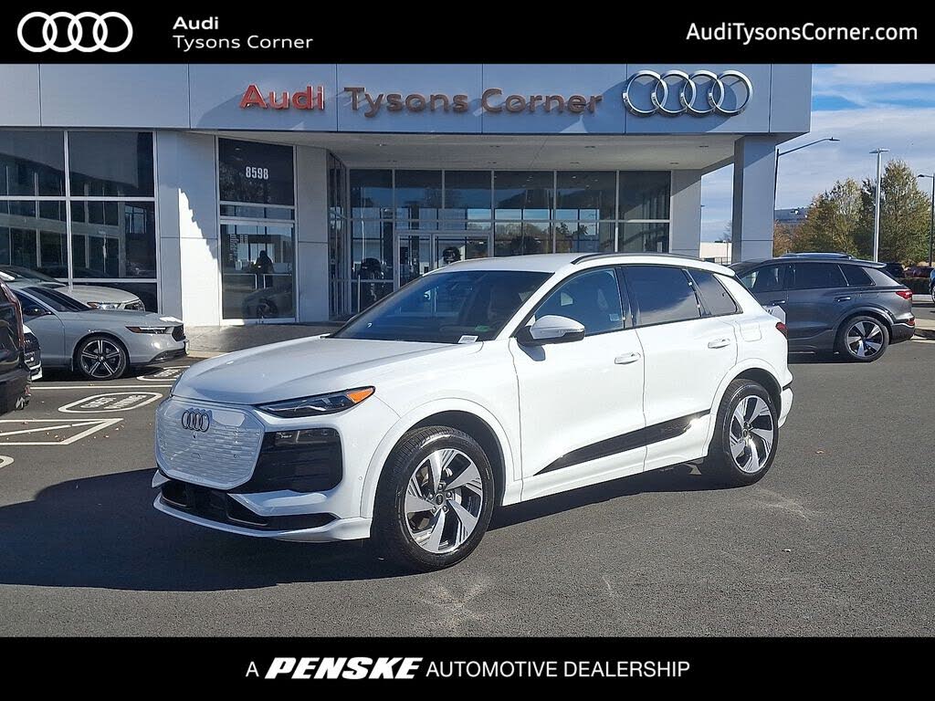 2025 Audi Q6 e-tron quattro Premium