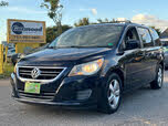 Volkswagen Routan SE with RSE and Nav
