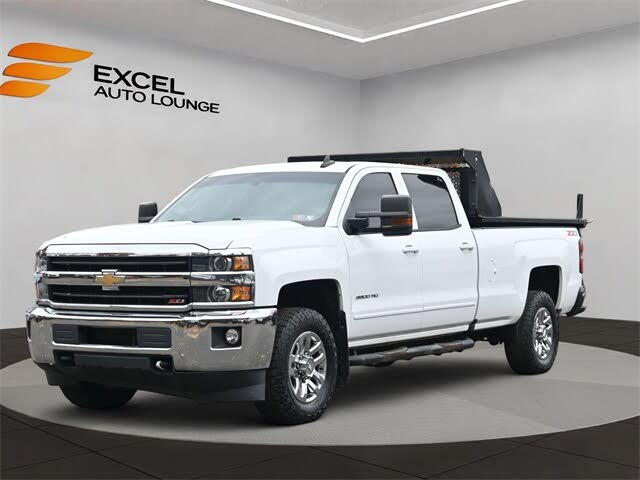 2018 Chevrolet Silverado 3500HD LT Crew Cab 4WD