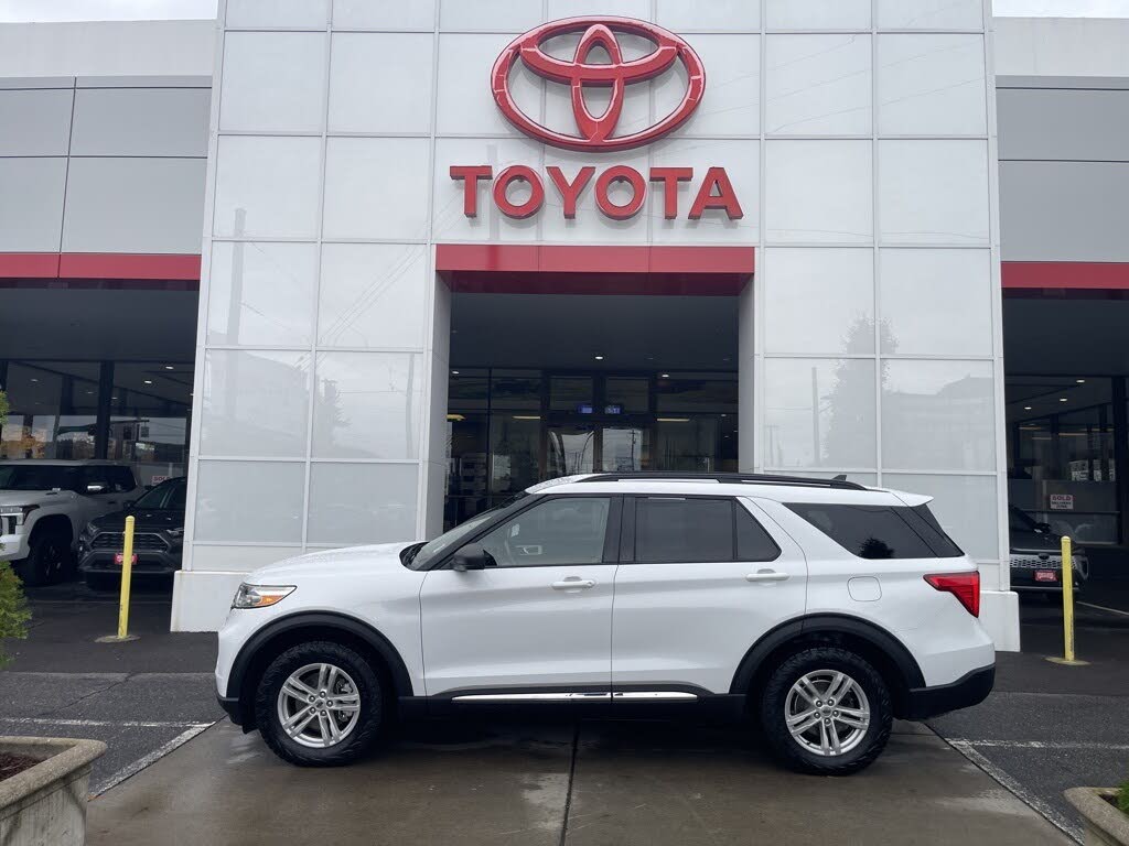 2021 Ford Explorer XLT AWD
