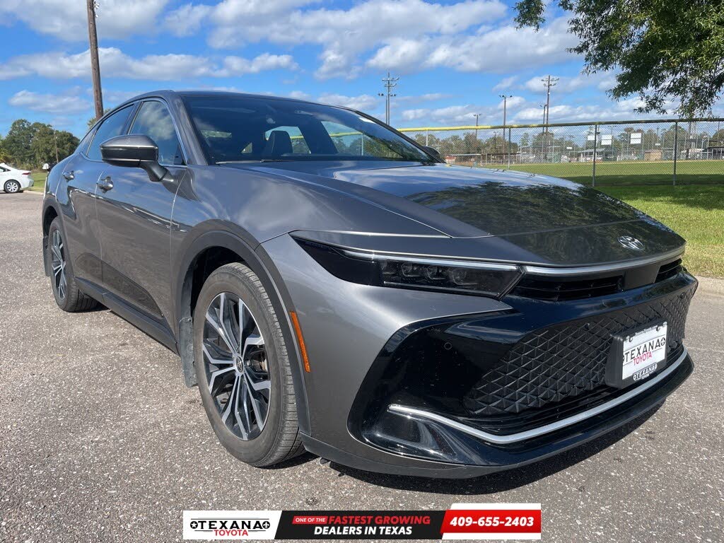 2023 Toyota Crown Limited AWD