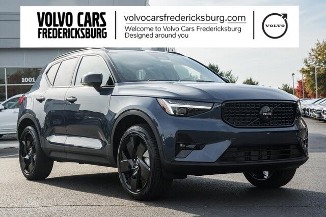 2026 Volvo XC40 B5 Ultra Black Edition AWD